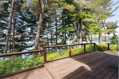 5192 Russell Dr, Florence, OR 97439 - Photo 33