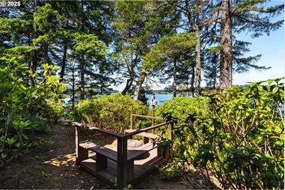 5192 Russell Dr, Florence, OR 97439 - Photo 39