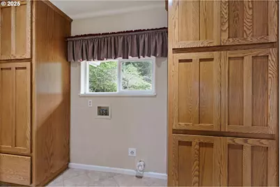 5192 Russell Dr, Florence, OR 97439 - Photo 13