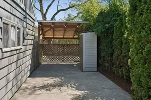 8800 SW Coral St, Portland, OR 97223 - Photo 35