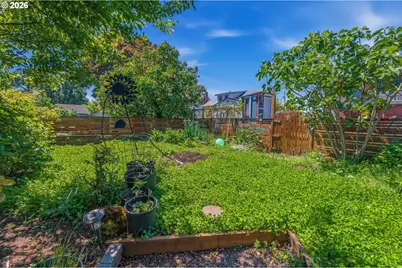 135 S 8th St, Saint Helens, OR 97051 - Photo 7