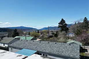 311 W Lincoln St, Bingen, WA 98605 - Photo 9