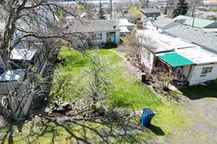 311 W Lincoln St, Bingen, WA 98605 - Photo 13