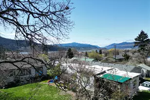 311 W Lincoln St, Bingen, WA 98605 - Photo 5