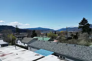 311 W Lincoln St, Bingen, WA 98605 - Photo 7