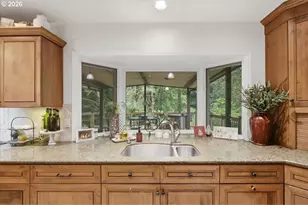 10300 SE Evergreen Hwy, Vancouver, WA 98664 - Photo 15