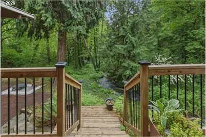 10300 SE Evergreen Hwy, Vancouver, WA 98664 - Photo 9