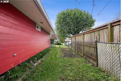 4204 Dogwood Ave, Tillamook, OR 97141 - Photo 19