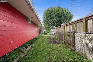 4204 Dogwood Ave, Tillamook, OR 97141 - Photo 19