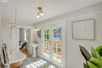 2656 SW Gerald Ave, Portland, OR 97201 - Photo 17