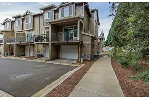 7953 NE Heiser St, Hillsboro, OR 97006 - Photo 21