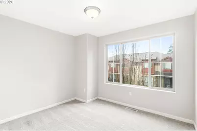 7953 NE Heiser St, Hillsboro, OR 97006 - Photo 11