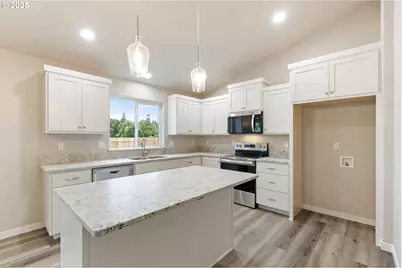 109 Citation Ct, Winston, OR 97496 - Photo 17