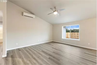 109 Citation Ct, Winston, OR 97496 - Photo 9