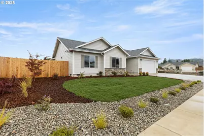 109 Citation Ct, Winston, OR 97496 - Photo 3