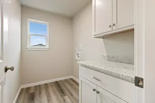 109 Citation Ct, Winston, OR 97496 - Photo 41