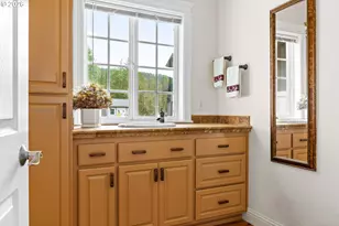 90834 Coburghills Dr, Eugene, OR 97408 - Photo 11