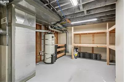 226 NE 157th Ave, Portland, OR 97230 - Photo 23