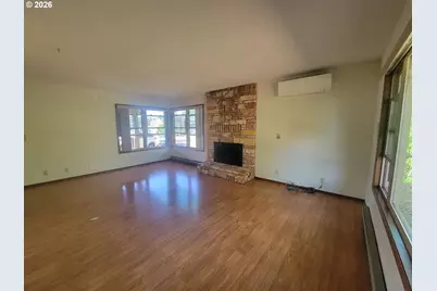 134 N 3rd St, Saint Helens, OR 97051 - Photo 9