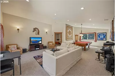 737 Pinecrest Dr, Grants Pass, OR 97526 - Photo 21