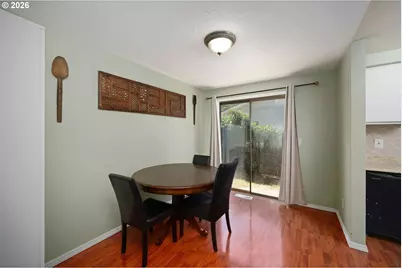 11608 SE Reedway St, Portland, OR 97266 - Photo 9
