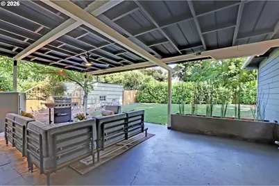 1106 NE 33rd Ave, Portland, OR 97232 - Photo 23