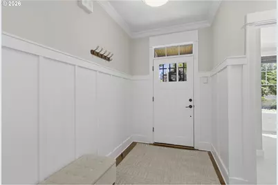 1053 Yates St, Lake Oswego, OR 97034 - Photo 3