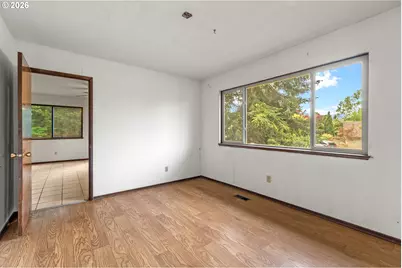 11925 NW Oatfield Ct, Portland, OR 97229 - Photo 11