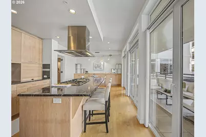 2445 NW Westover Rd #202, Portland, OR 97210 - Photo 9