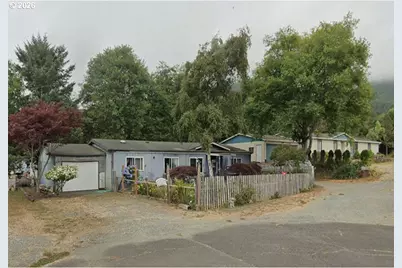 1040 Charlotte Ct, Rockaway Beach, OR 97136 - Photo 1