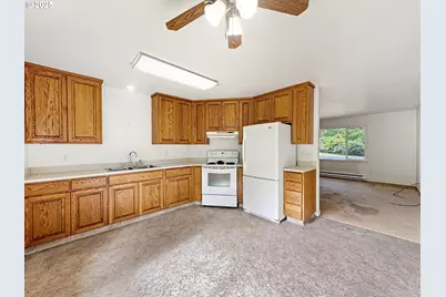 17144 Parkview Dr, Brookings, OR 97415 - Photo 25