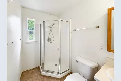 17144 Parkview Dr, Brookings, OR 97415 - Photo 11