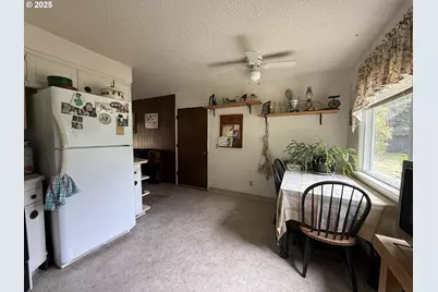 17144 Parkview Dr, Brookings, OR 97415 - Photo 43