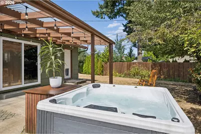 12513 NE Russell St, Portland, OR 97230 - Photo 23
