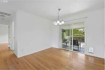 1520 SE 210th Ave, Gresham, OR 97030 - Photo 9
