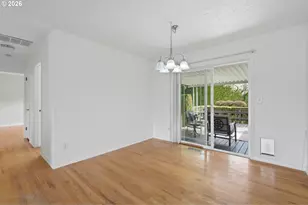 1520 SE 210th Ave, Gresham, OR 97030 - Photo 9