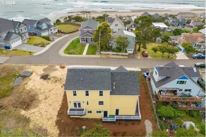4930 SW Coast Ave, Lincoln City, OR 97367 - Photo 43