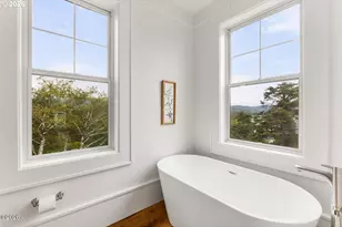 4930 SW Coast Ave, Lincoln City, OR 97367 - Photo 33