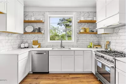 4930 SW Coast Ave, Lincoln City, OR 97367 - Photo 15