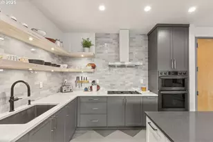 1926 W Burnside St, Portland, OR 97209 - Photo 25