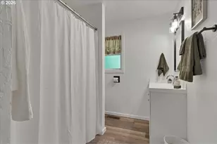 632 S 13th St, Independence, OR 97351 - Photo 23
