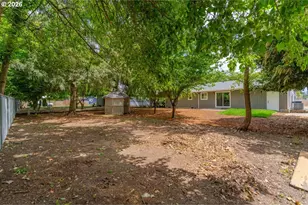 632 S 13th St, Independence, OR 97351 - Photo 27