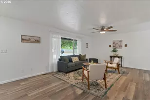 632 S 13th St, Independence, OR 97351 - Photo 7