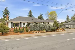 18505 NE Glisan St, Portland, OR 97230 - Photo 27