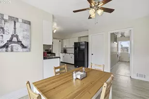 18505 NE Glisan St, Portland, OR 97230 - Photo 19