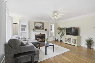 18505 NE Glisan St, Portland, OR 97230 - Photo 5