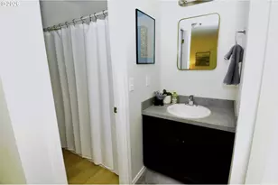 4418 SW Dickinson St, Portland, OR 97219 - Photo 11