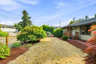 954 Laurel Ln, Oregon City, OR 97045 - Photo 3