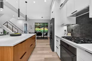 7625 S Fulton Park Blvd, Portland, OR 97219 - Photo 13