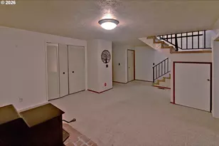 575 S 70th St, Springfield, OR 97478 - Photo 19